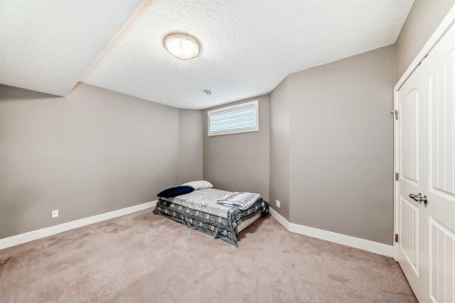 388 Kinniburgh Boulevard, Chestermere, AB - Indoor