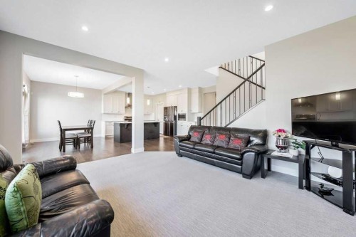 82 Panton View Nw, Calgary, AB - Indoor Photo Showing Living Room