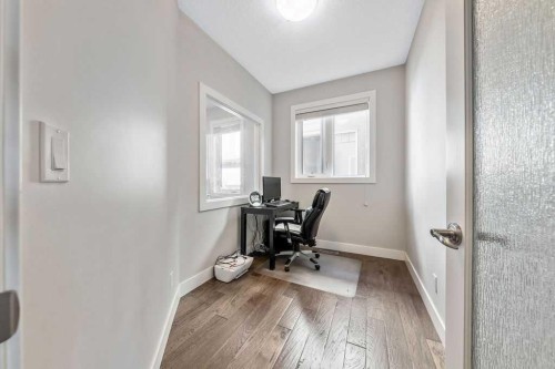 82 Panton View Nw, Calgary, AB - Indoor Photo Showing Office
