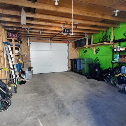 8432 Berkley Road Nw, Calgary, AB - Indoor Photo Showing Garage