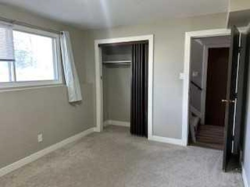 1123 Mckinnon Drive Ne, Calgary, AB - Indoor