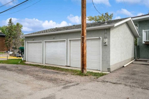 1123 Mckinnon Drive Ne, Calgary, AB - Outdoor With Exterior