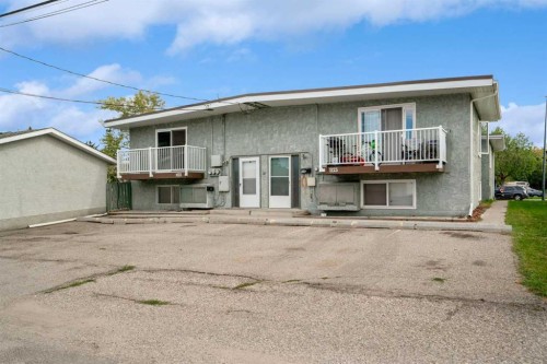 1123 Mckinnon Drive Ne, Calgary, AB - Outdoor With Exterior