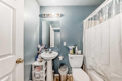 144 Taradale Drive Ne, Calgary, AB - Indoor Photo Showing Bathroom