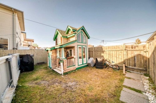 144 Taradale Drive Ne, Calgary, AB - Outdoor With Exterior