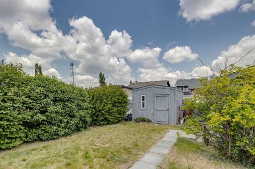 1656 Strathcona Gate, Strathmore, AB - Outdoor