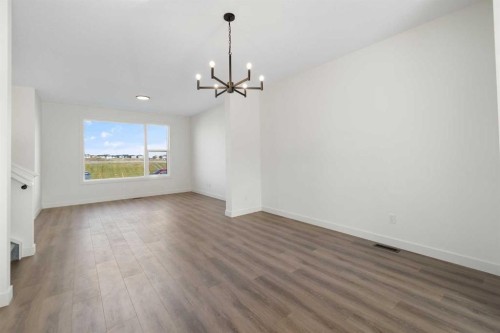 215 Belvedere Avenue Se, Calgary, AB - Indoor Photo Showing Other Room