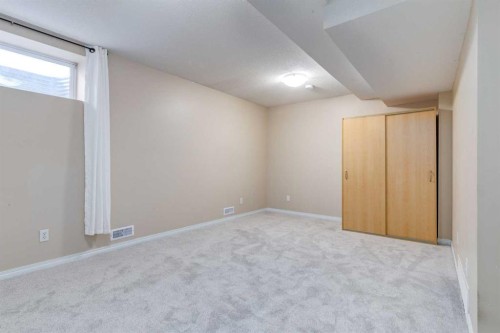 344-111 Tarawood Lane Ne, Calgary, AB - Indoor Photo Showing Other Room