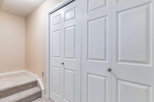 344-111 Tarawood Lane Ne, Calgary, AB - Indoor Photo Showing Other Room