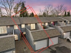 8-803 Varsity Estates Drive NW Calgary, AB T3B 4W5