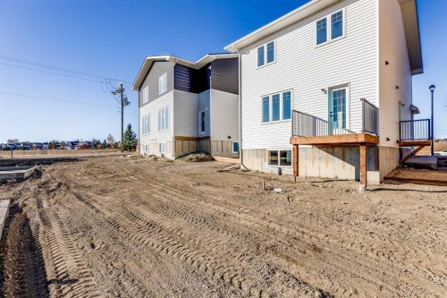 1907 Mccaskill Drive, Crossfield, AB - Outdoor