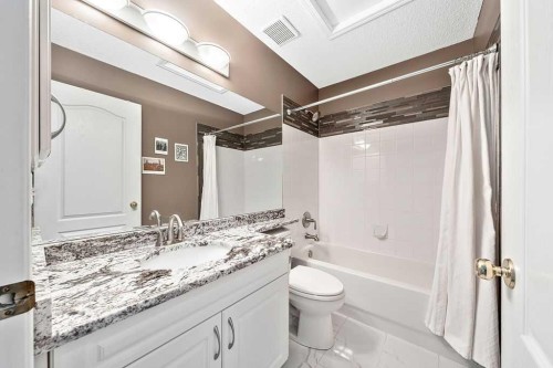 143 Country Hills Gardens Nw, Calgary, AB - Indoor Photo Showing Bathroom