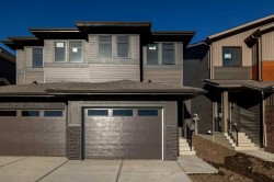 47 Heritage Manor  Cochrane, AB T4C 0L3
