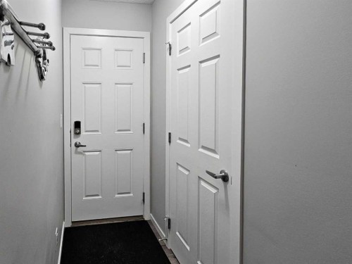 1485 148 Avenue Nw, Calgary, AB - Indoor Photo Showing Other Room