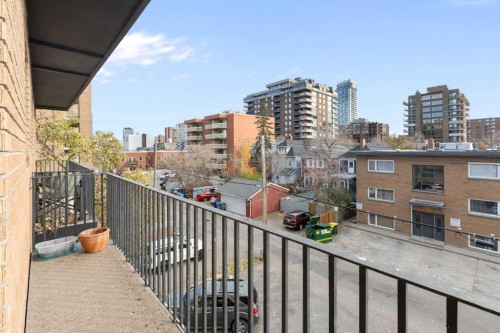404-1027 12 Avenue Sw, Calgary, AB - Outdoor With Balcony With Exterior