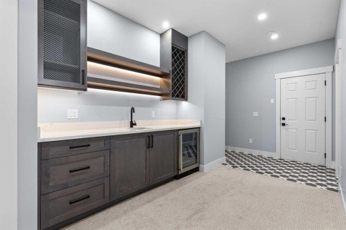 1415 27 Street Sw, Calgary, AB - Indoor Photo Showing Other Room