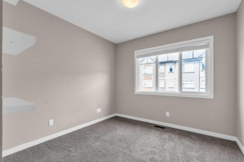 93 Copperstone Common Se, Calgary, AB - Indoor Photo Showing Other Room