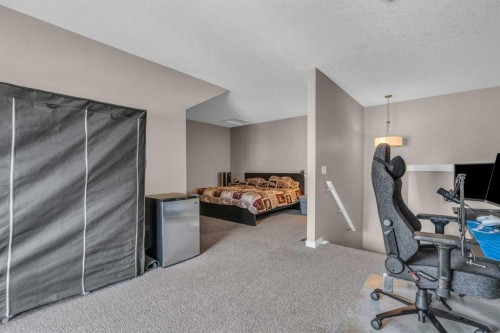 93 Copperstone Common Se, Calgary, AB - Indoor Photo Showing Office