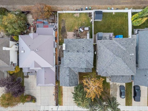 399 Sunlake Road Se, Calgary, AB - Outdoor