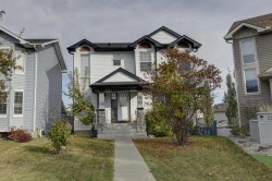 217 Somerside Close SW Calgary, AB T2Y 4B6