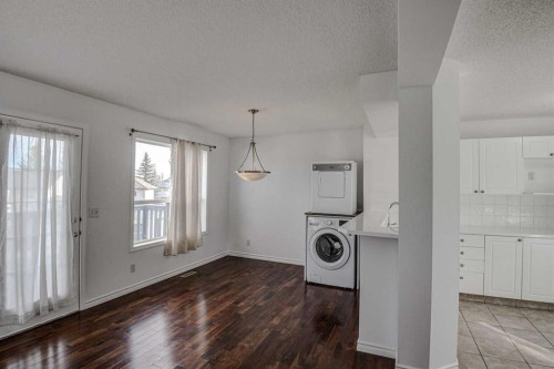 217 Somerside Close Sw, Calgary, AB - Indoor Photo Showing Laundry Room
