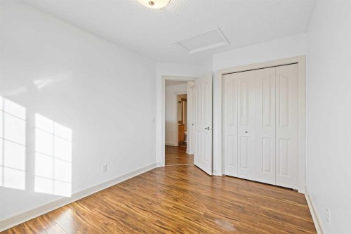 7936 Springbank Boulevard Sw, Calgary, AB - Indoor Photo Showing Other Room