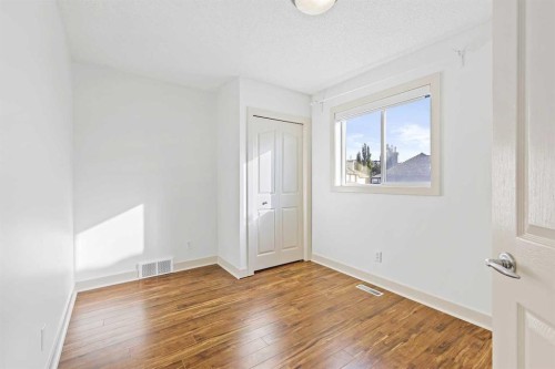 7936 Springbank Boulevard Sw, Calgary, AB - Indoor Photo Showing Other Room
