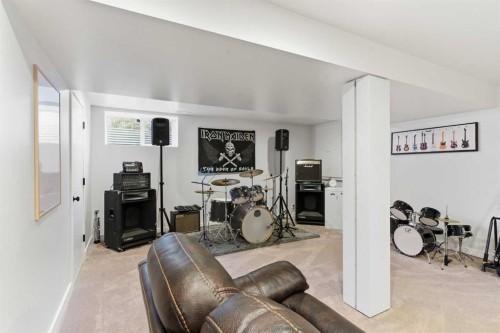 74 Evansbrooke Way Nw, Calgary, AB - Indoor