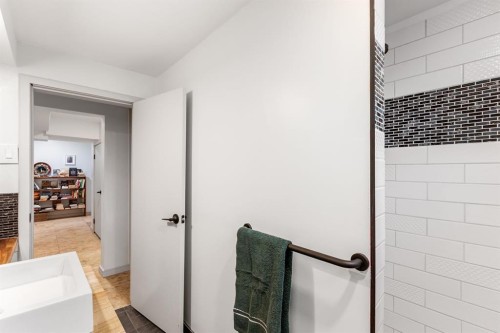 5301 44 Street, Olds, AB - Indoor Photo Showing Other Room