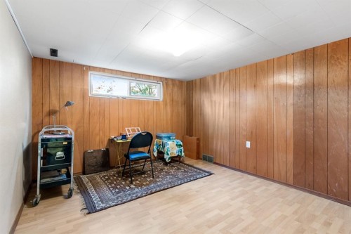 5301 44 Street, Olds, AB - Indoor Photo Showing Other Room