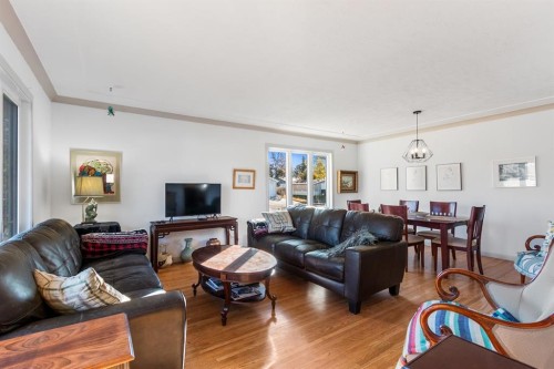 5301 44 Street, Olds, AB - Indoor Photo Showing Living Room