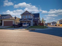 239 Sagewood Drive  Airdrie, AB T4B 3A7