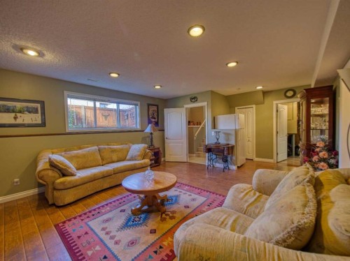 239 Sagewood Drive, Airdrie, AB - Indoor Photo Showing Living Room