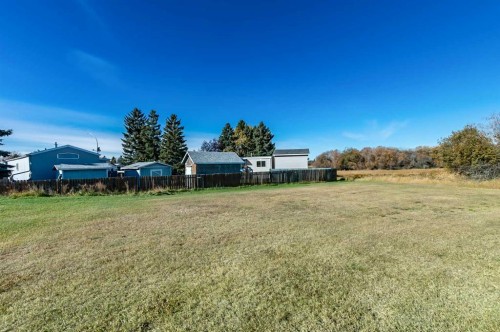 422 Homestead Trail Se, High River, AB 