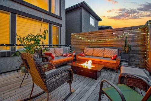 129 Springbluff Boulevard Sw, Calgary, AB - Outdoor With Deck Patio Veranda With Exterior