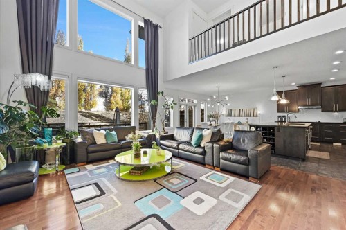 129 Springbluff Boulevard Sw, Calgary, AB - Indoor Photo Showing Living Room