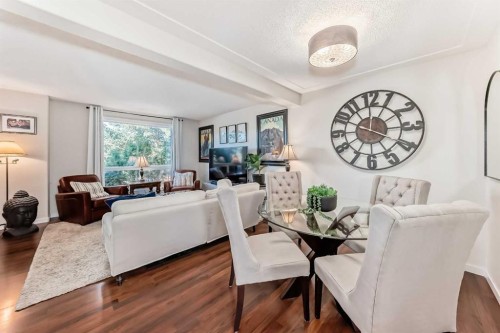 56 Applecroft Road Se, Calgary, AB - Indoor Photo Showing Other Room