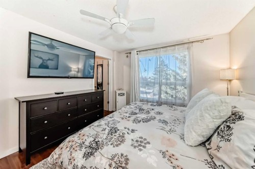 56 Applecroft Road Se, Calgary, AB - Indoor Photo Showing Bedroom