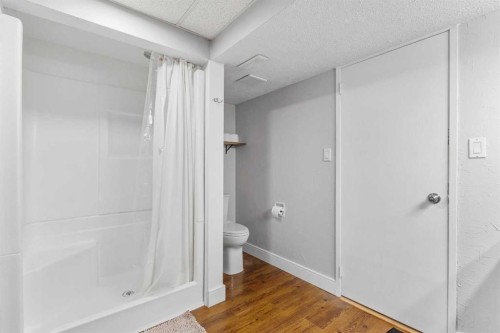 8516 Addison Drive Se, Calgary, AB - Indoor Photo Showing Other Room