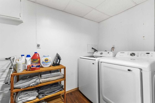 8516 Addison Drive Se, Calgary, AB - Indoor Photo Showing Laundry Room