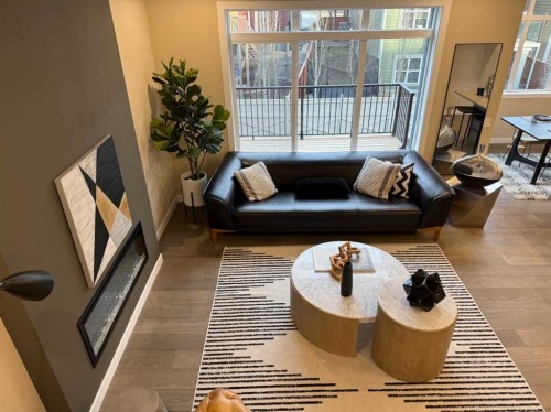 72 Sunrise Heath, Cochrane, AB - Indoor