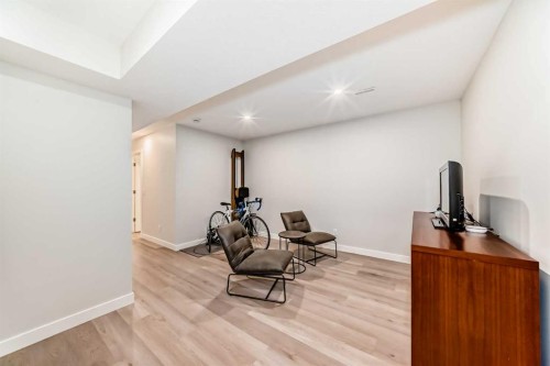 934 Cobblemore Common Sw, Airdrie, AB - Indoor