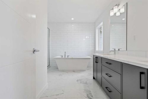 357 Copperhead Way Se, Calgary, AB - Indoor Photo Showing Bathroom
