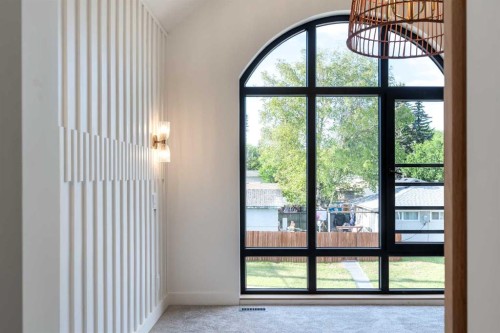 4309 32 Avenue Sw, Calgary, AB - Indoor Photo Showing Other Room