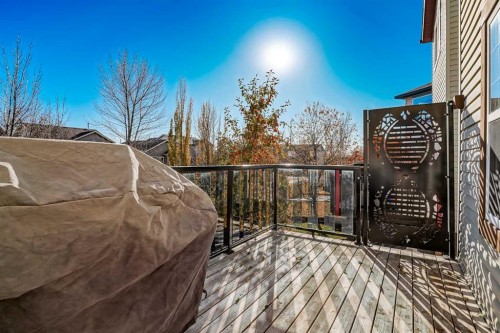 8 Everstone Rise Sw, Calgary, AB - Outdoor