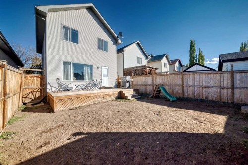 201 Cranberry Square Se, Calgary, AB - Outdoor With Exterior