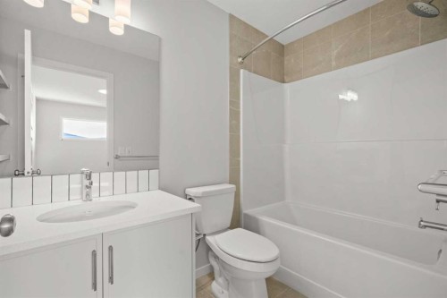 80 Carringvue Place Nw, Calgary, AB - Indoor Photo Showing Bathroom