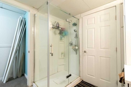365 Whitlock Way Ne, Calgary, AB - Indoor Photo Showing Bathroom