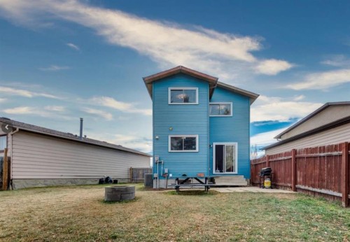 365 Whitlock Way Ne, Calgary, AB - Outdoor