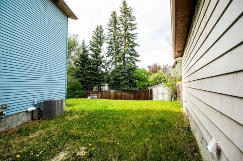 365 Whitlock Way Ne, Calgary, AB - Outdoor